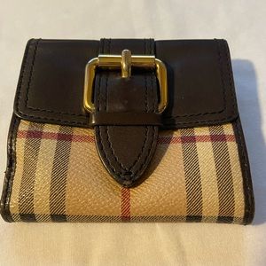 Burberry bifold wallet
